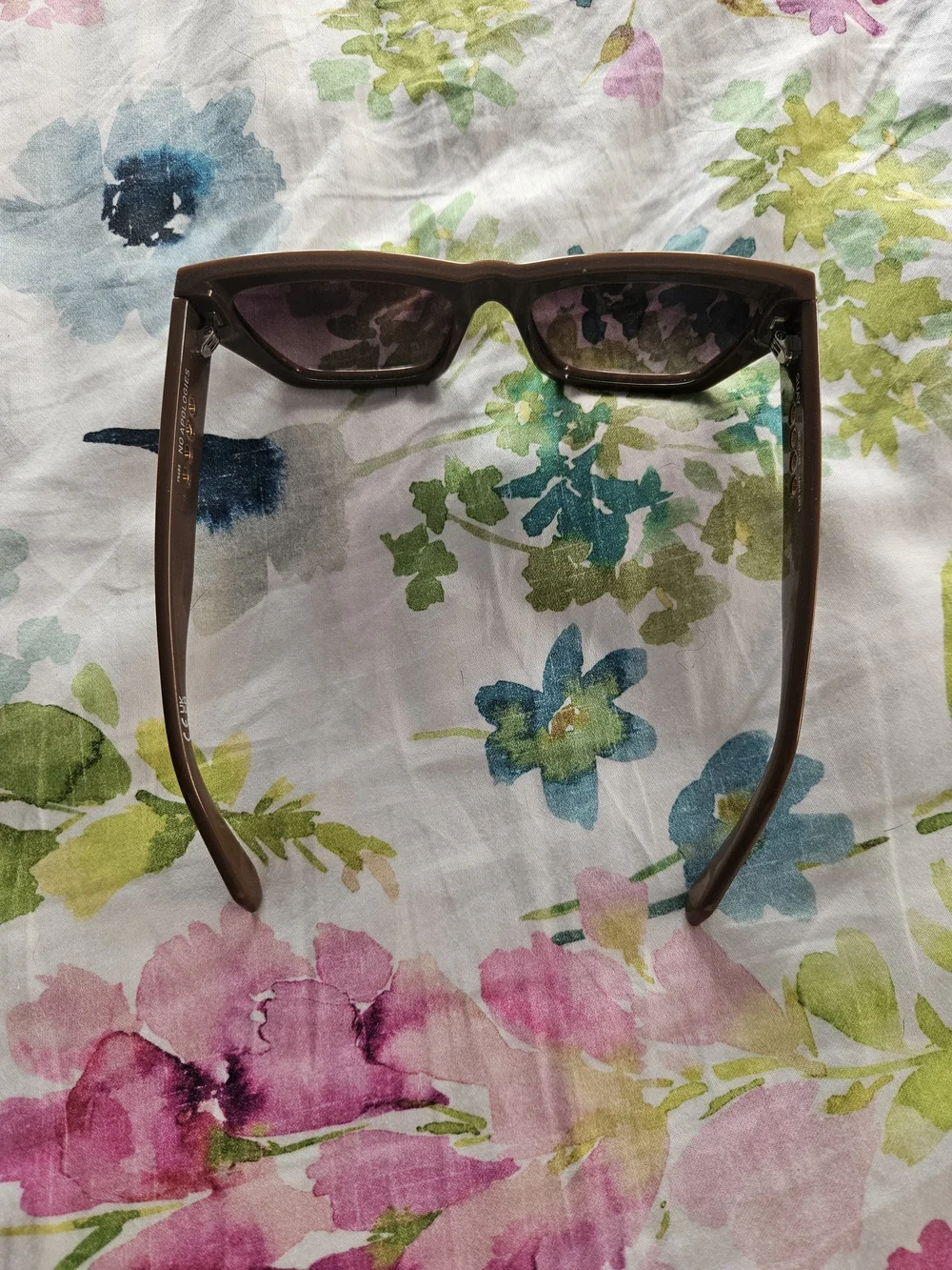 Quay Australia Brown Cat-Eye Sunglasses with Gradient Lenses